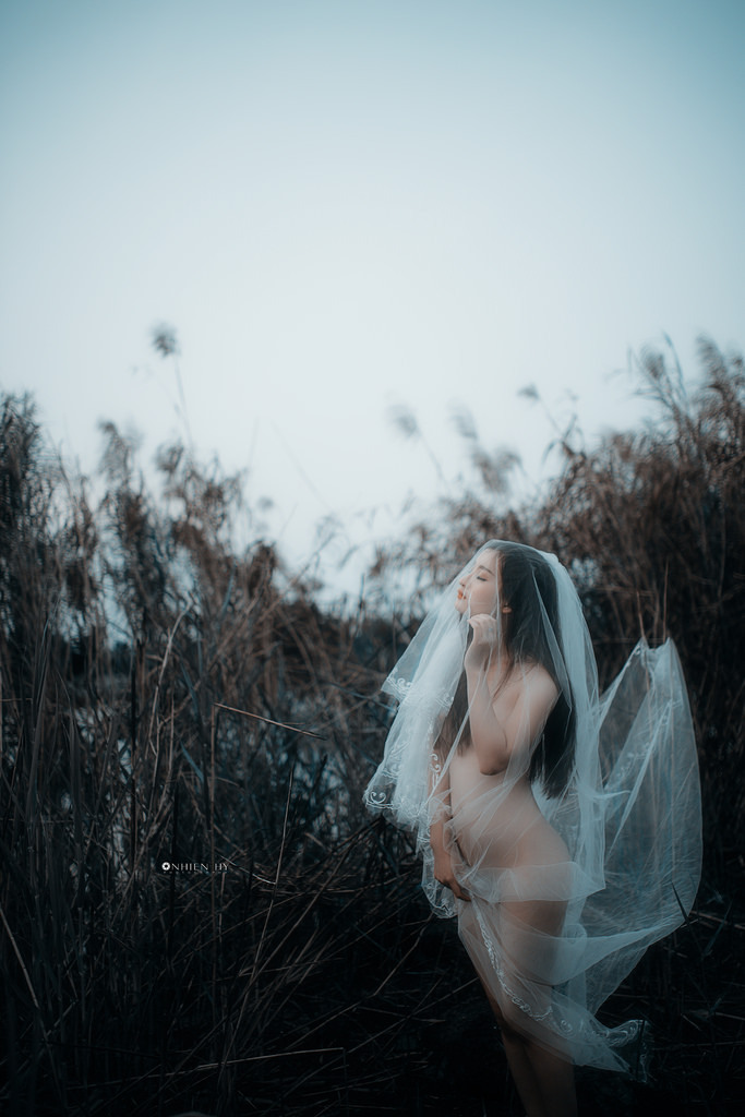 男ji大巴进入女人的直播